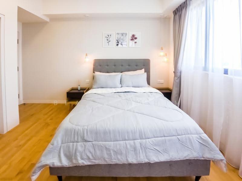 Kediaman Servis untuk Dijual di Radia Residences - Bear T.Y. Him - Bedroom - PropertyGuru.com.my