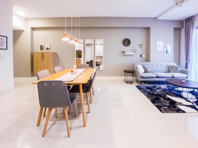 Kediaman Servis untuk Dijual di Radia Residences - Bear T.Y. Him - Living Room - PropertyGuru.com.my