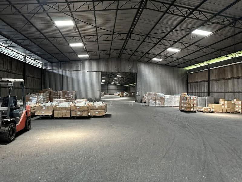 Warehouse for Rent in Klang (Selangor) - Mu'izz Halim - Interior - PropertyGuru.com.my