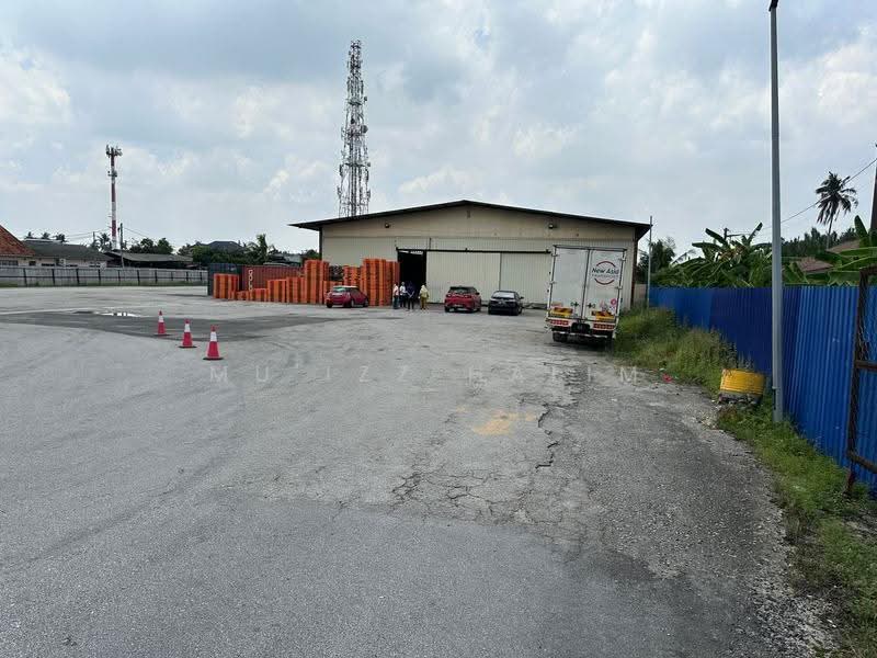 Warehouse for Rent in Klang (Selangor) - Mu'izz Halim - Exterior - PropertyGuru.com.my
