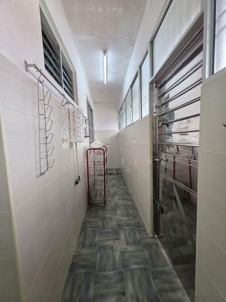 1-storey Terraced House for Sale in Taman Impian Emas (Skudai) - Coco Feng Lily - Corridor - PropertyGuru.com.my