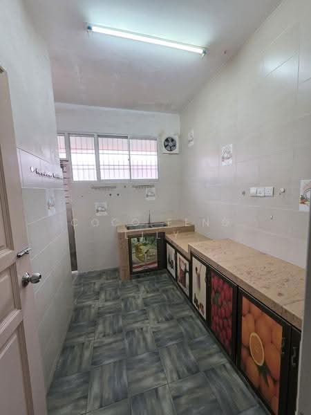 1-storey Terraced House for Sale in Taman Impian Emas (Skudai) - Coco Feng Lily - Kitchen - PropertyGuru.com.my