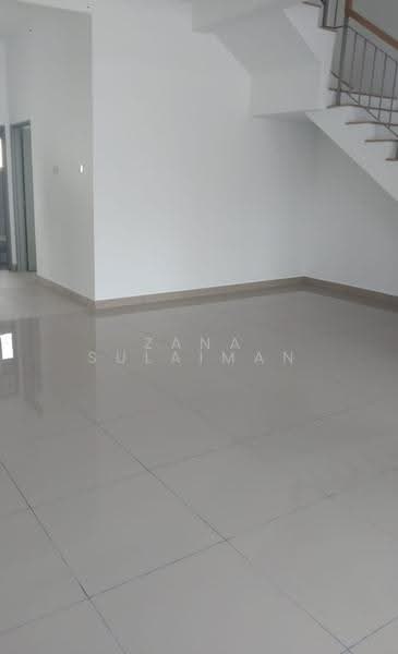 2-storey Terraced House for Sale in Kuala Selangor (Selangor) - Zana Sulaiman - Interior - PropertyGuru.com.my