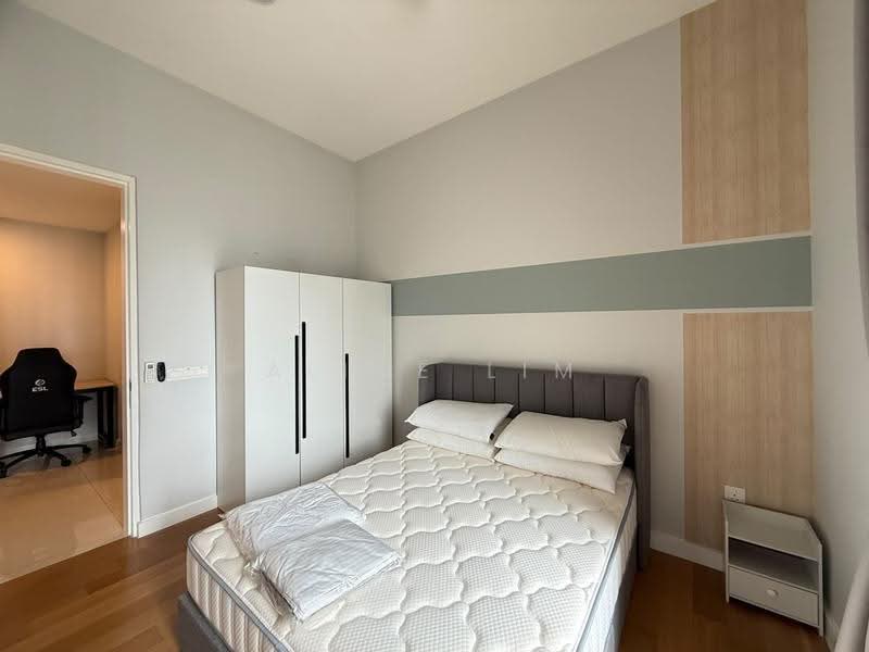 Kediaman Servis untuk Disewa di The Sentral Suites - Alice Lim - Bedroom - PropertyGuru.com.my