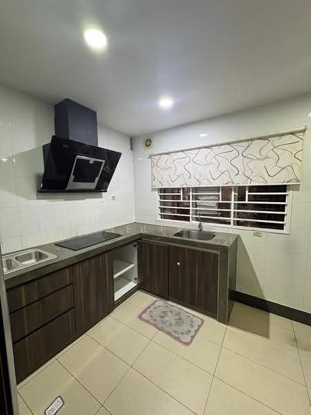 2-storey Terraced House for Sale in Bandar Bukit Puchong 2 (Puchong) - Michelle Tai - Kitchen - PropertyGuru.com.my