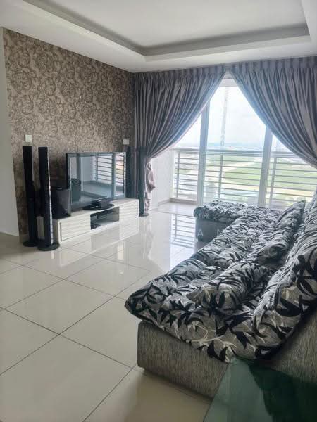 Kondominium untuk Disewa di Ocean View Residences - Carson Ang - Living Room - PropertyGuru.com.my