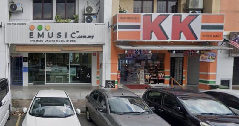 Shop for Sale in Aman Suria (Petaling Jaya) - Elaine Yaw - Exterior - PropertyGuru.com.my