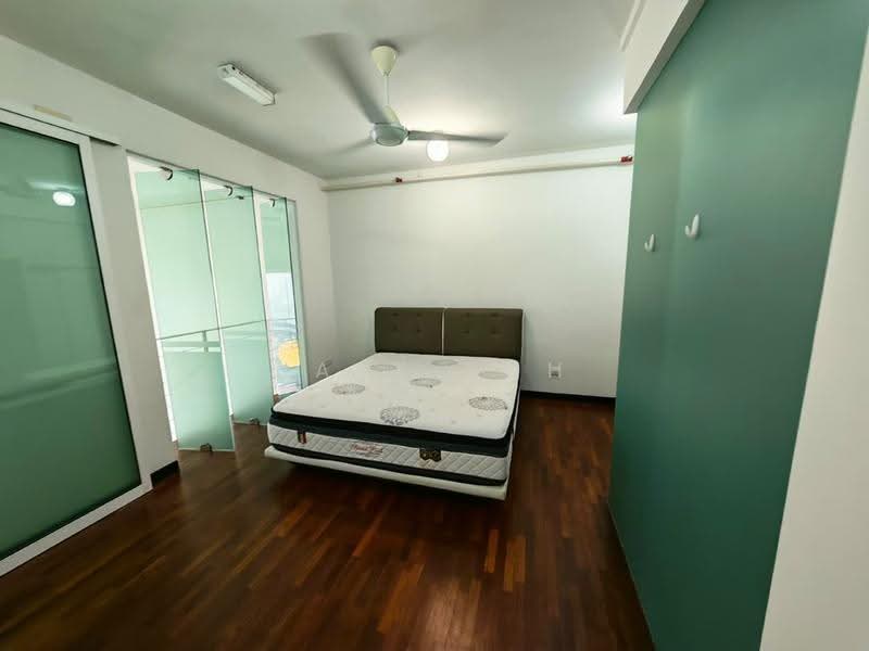 Kediaman Servis untuk Disewa di The Scott Garden SOHO - Jake Poh - Bedroom - PropertyGuru.com.my