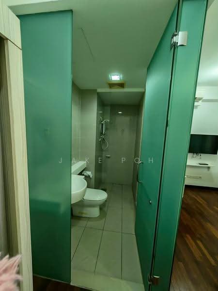 Kediaman Servis untuk Disewa di The Scott Garden SOHO - Jake Poh - Bathroom - PropertyGuru.com.my