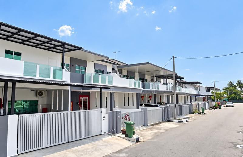 2-storey Terraced House for Sale in Taman Bertam Flora (Kepala Batas) - Jeff Lau - Exterior - PropertyGuru.com.my
