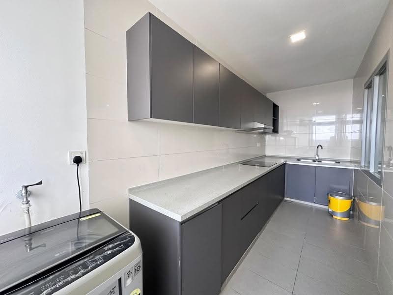 Condominium for Rent at Lakefront Residence - Chris Lee - Kitchen - PropertyGuru.com.my