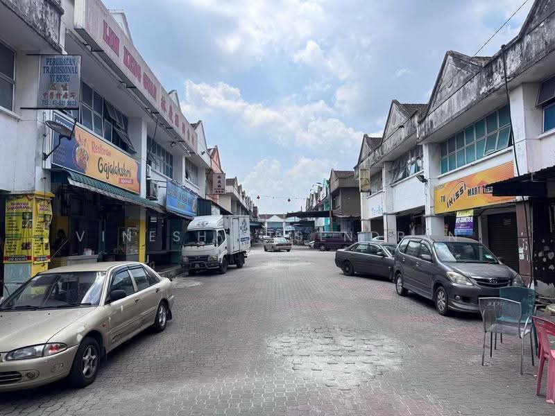Shop for Sale in Taman Universiti (Skudai) - Vinesh Susendran - Exterior - PropertyGuru.com.my