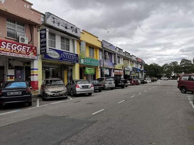 Shop for Sale in Taman Universiti (Skudai) - Vinesh Susendran - Exterior - PropertyGuru.com.my