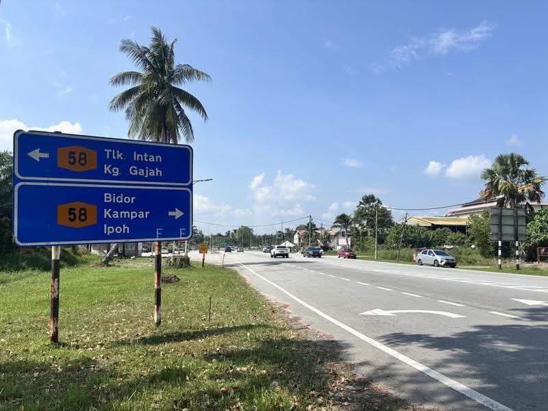 Tanah Komersial untuk Disewa di Teluk Intan (Perak) - Fennie Tee - PropertyGuru.com.my