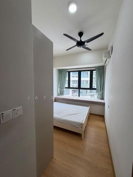 Condominium for Rent at Amberside @ Country Garden Danga Bay - Jayson Teo - Bedroom - PropertyGuru.com.my