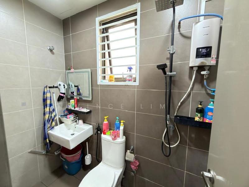 Rumah Bandar untuk Dijual di Kajang (Selangor) - Vince Lim - Bathroom - PropertyGuru.com.my