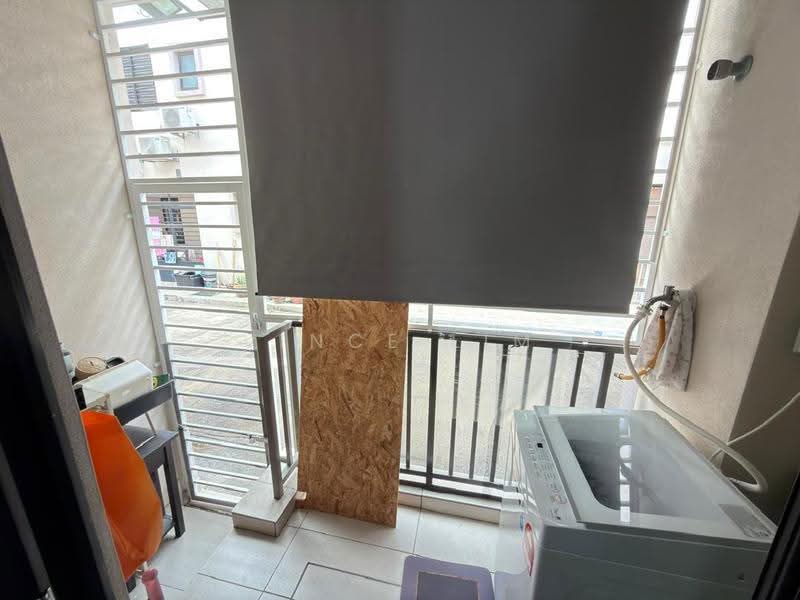 Rumah Bandar untuk Dijual di Kajang (Selangor) - Vince Lim - Balcony - PropertyGuru.com.my