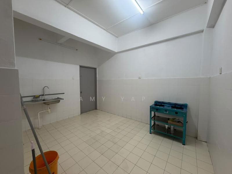 Apartment for Rent at Astana Square - Amy Yap - Kitchen - PropertyGuru.com.my