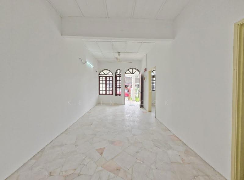 1-storey Terraced House for Sale in Taman Bunga Negara (Shah Alam) - Kevin Look - PropertyGuru.com.my