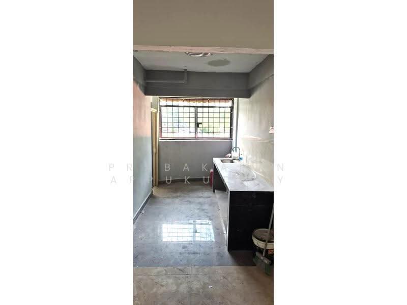 Flat for Sale at Gugusan Tanjung - Prabakaran Appukutthy - Kitchen - PropertyGuru.com.my