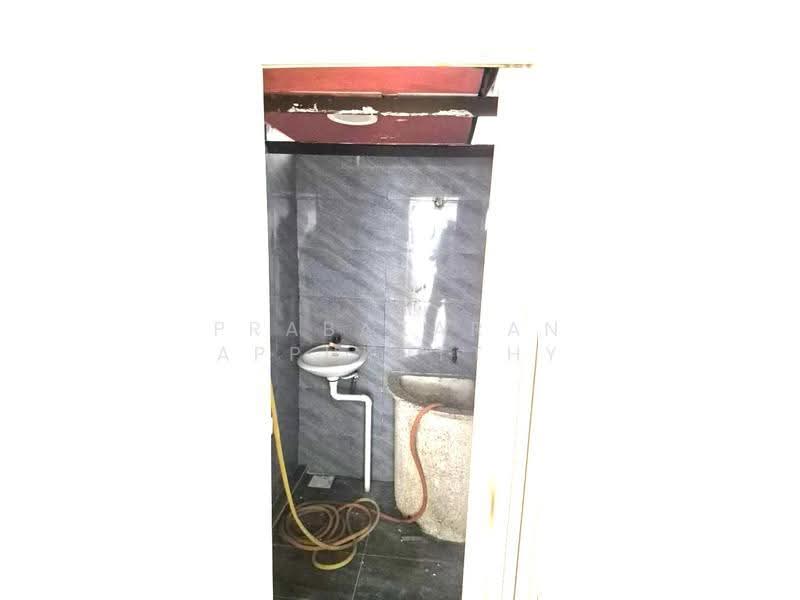 Flat for Sale at Gugusan Tanjung - Prabakaran Appukutthy - Bathroom - PropertyGuru.com.my