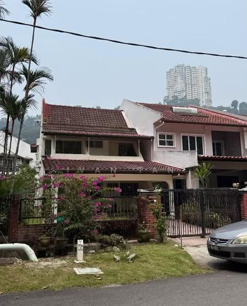 Rumah Teres 2-Tingkat untuk Dijual di Taman Sri Ukay (Ulu Kelang) - Ivan Tan - Exterior - PropertyGuru.com.my