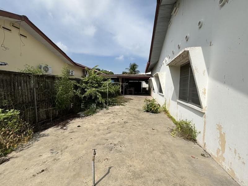 Semi-Detached House for Sale in Teluk Intan (Perak) - Fennie Tee - PropertyGuru.com.my