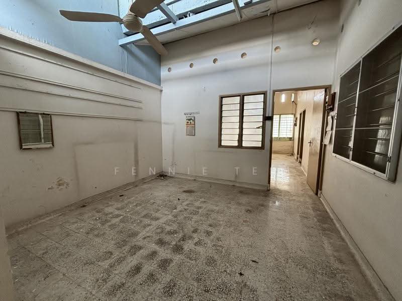 Semi-Detached House for Sale in Teluk Intan (Perak) - Fennie Tee - PropertyGuru.com.my
