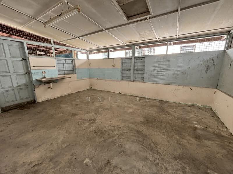 Semi-Detached House for Sale in Teluk Intan (Perak) - Fennie Tee - PropertyGuru.com.my