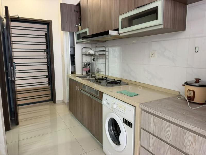Kediaman Servis untuk Dijual di Country Garden Central Park - Janice Teo - Kitchen - PropertyGuru.com.my