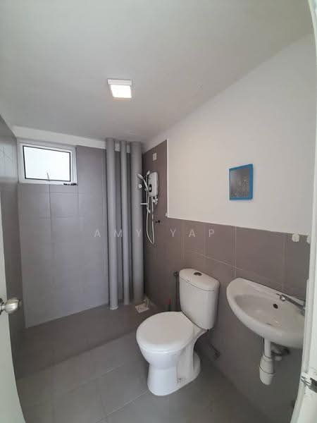 Pangsapuri untuk Disewa di Residensi Enesta - Amy Yap - Bathroom - PropertyGuru.com.my