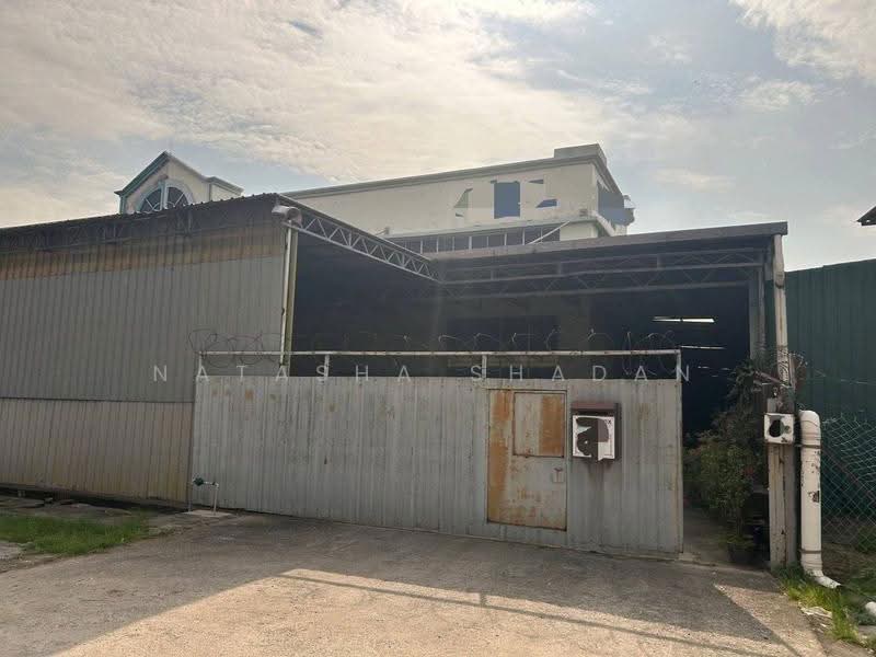 Kilang untuk Dijual di Seksyen 34 (Shah Alam) - Natasha Shadan - Exterior - PropertyGuru.com.my