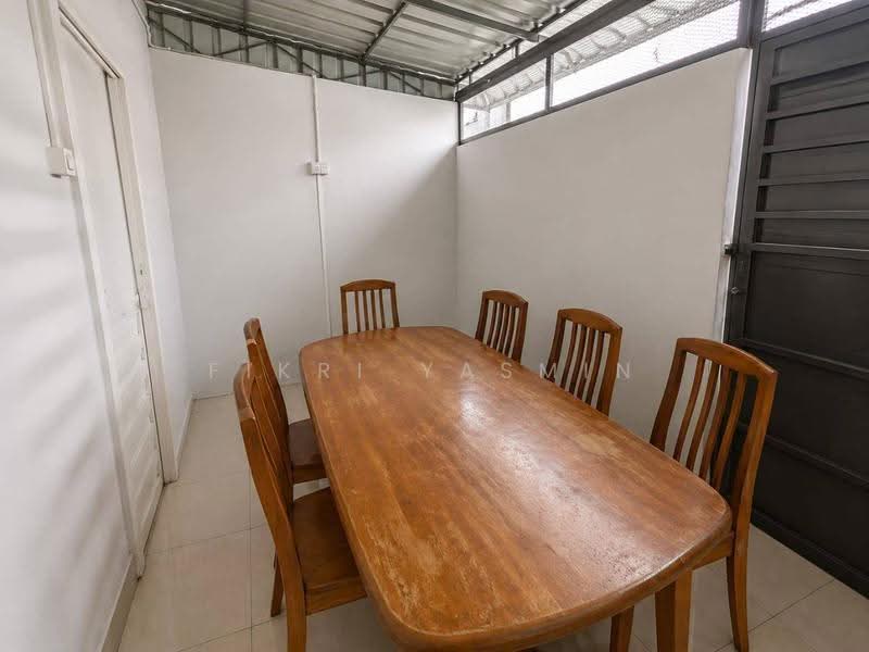 Rumah Teres 2-Tingkat untuk Dijual di Taman Salak Perdana (Dengkil) - Fikri Yasmin - Dining Room - PropertyGuru.com.my