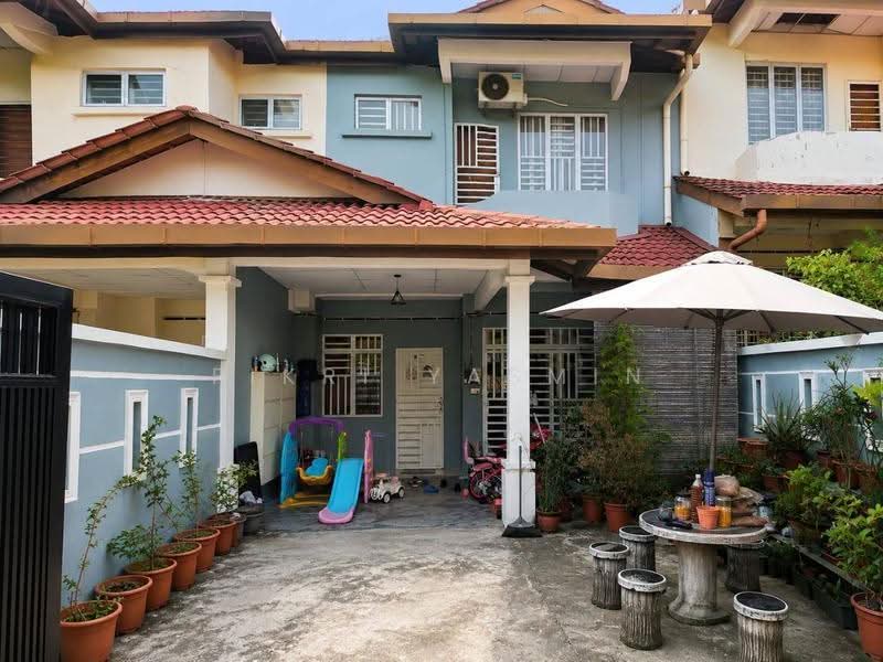 Rumah Teres 2-Tingkat untuk Dijual di Taman Salak Perdana (Dengkil) - Fikri Yasmin - Exterior - PropertyGuru.com.my