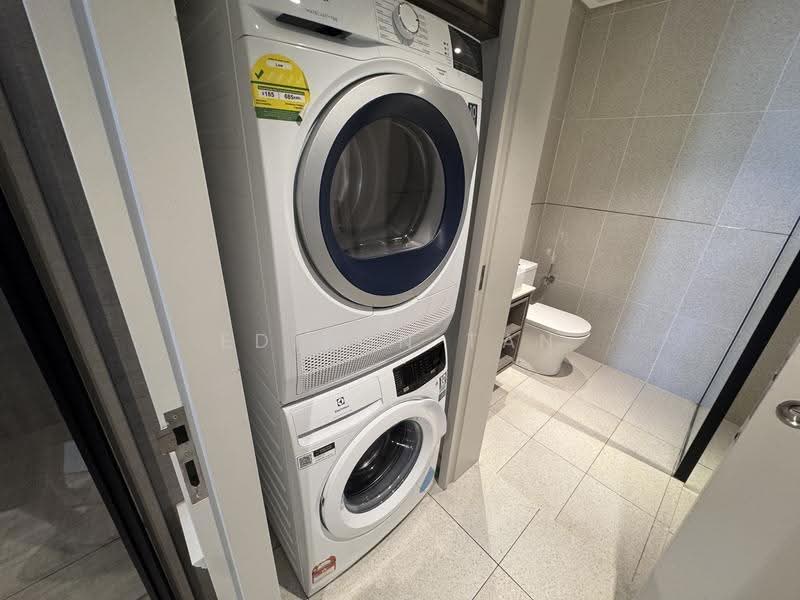 Service Residence for Rent at Millerz Square Serviced Residence - Edison Tan - PropertyGuru.com.my