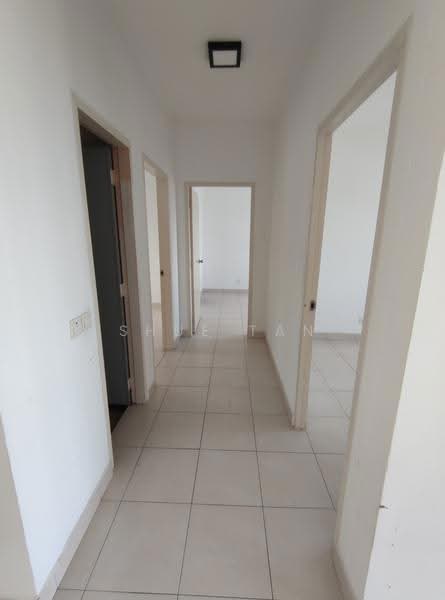 Pangsapuri untuk Disewa di Seri Baiduri - Shue Tan - Corridor - PropertyGuru.com.my