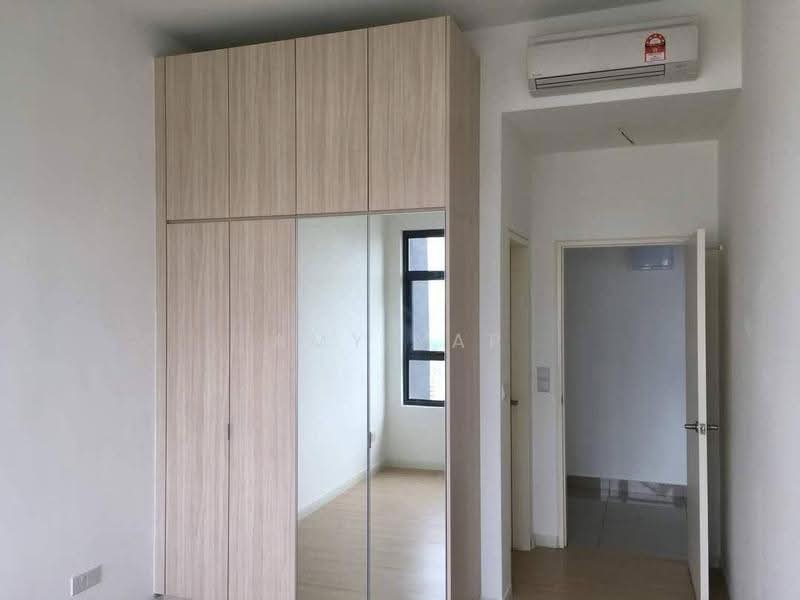 Kondominium untuk Disewa di Lakeville Residence - Amy Yap - Corridor - PropertyGuru.com.my