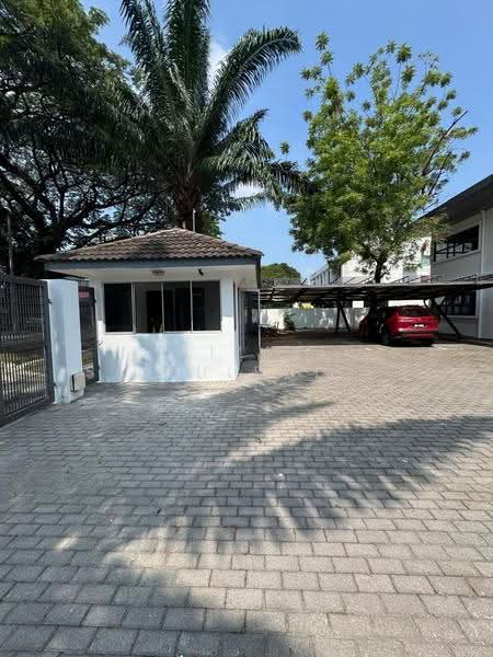 Bungalow House untuk Dijual di KL City Centre (Kuala Lumpur) - Aizat Saifulrullah - Exterior - PropertyGuru.com.my