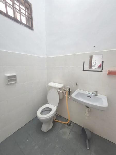 Rumah Teres untuk Dijual di Taman Nusa Bestari 2 (Iskandar Puteri (Nusajaya)) - Daphne Lee - Bathroom - PropertyGuru.com.my