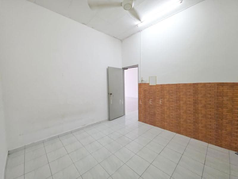1-storey Terraced House for Sale in Taman Saujana (Pontian) - Calvin Lee - PropertyGuru.com.my