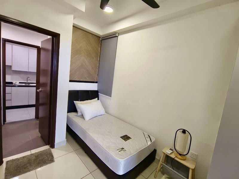 Service Residence for Sale at KSL Residence @ Daya - Lily Wee - Bedroom - PropertyGuru.com.my