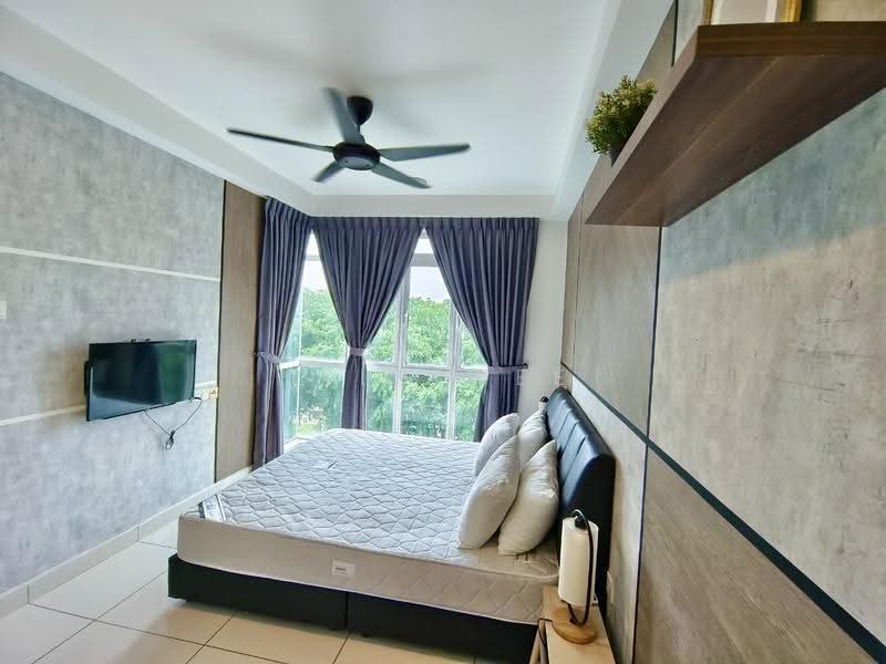 Service Residence for Sale at KSL Residence @ Daya - Lily Wee - Bedroom - PropertyGuru.com.my