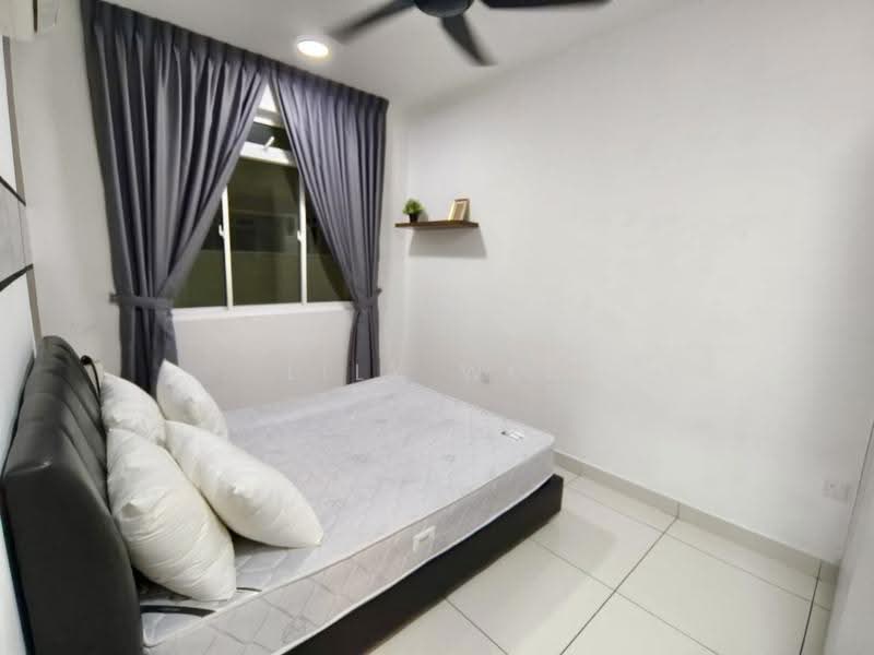 Service Residence for Sale at KSL Residence @ Daya - Lily Wee - Bedroom - PropertyGuru.com.my