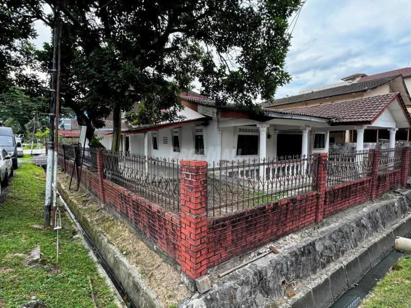 Bungalow House for Sale in Keramat (Kuala Lumpur) - Reena Sarif - Exterior - PropertyGuru.com.my