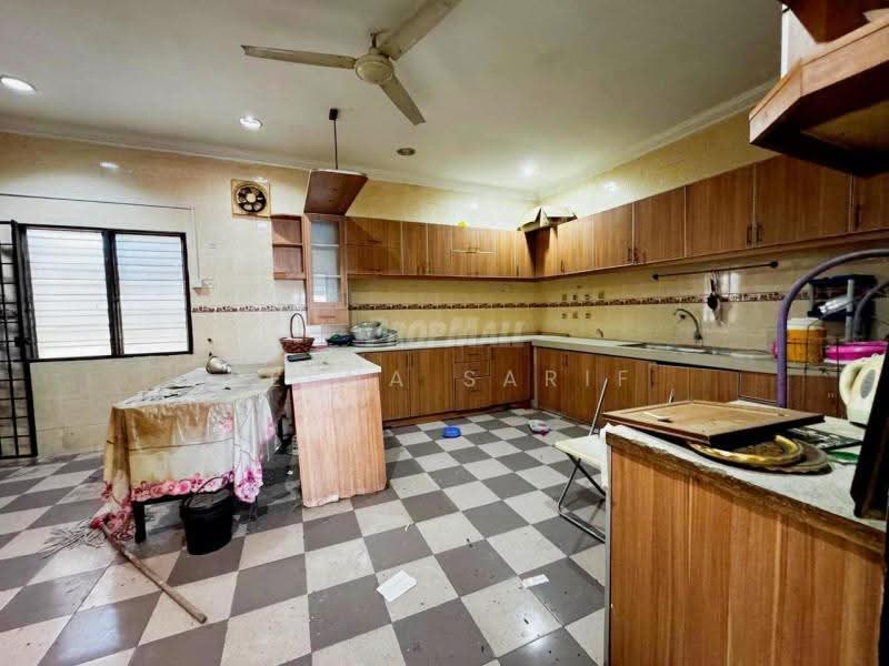 Bungalow House for Sale in Keramat (Kuala Lumpur) - Reena Sarif - Kitchen - PropertyGuru.com.my