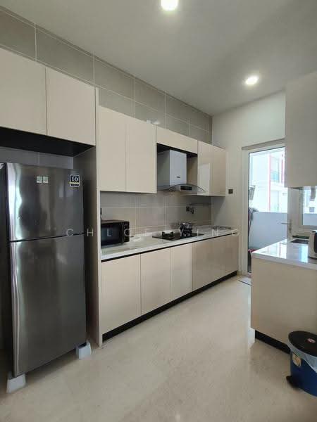 Service Residence for Rent at TriTower Residence @ Johor Bahru Sentral - Chloe Ying - Kitchen - PropertyGuru.com.my