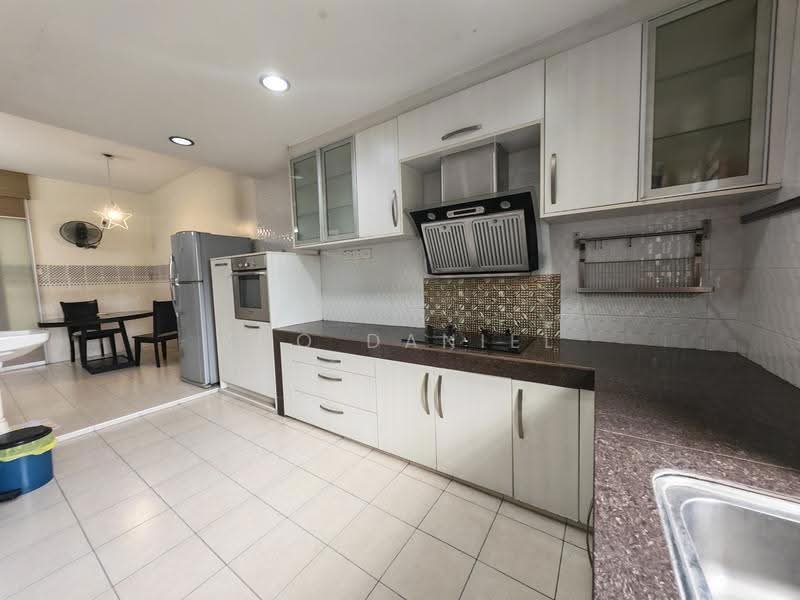 2-storey Terraced House for Sale in Taman Putra Prima (Puchong) - Kho Daniel - Kitchen - PropertyGuru.com.my