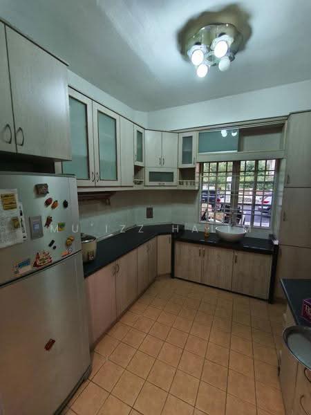 2-storey Terraced House for Rent in Presint 9 (Putrajaya) - Mu'izz Halim - Kitchen - PropertyGuru.com.my