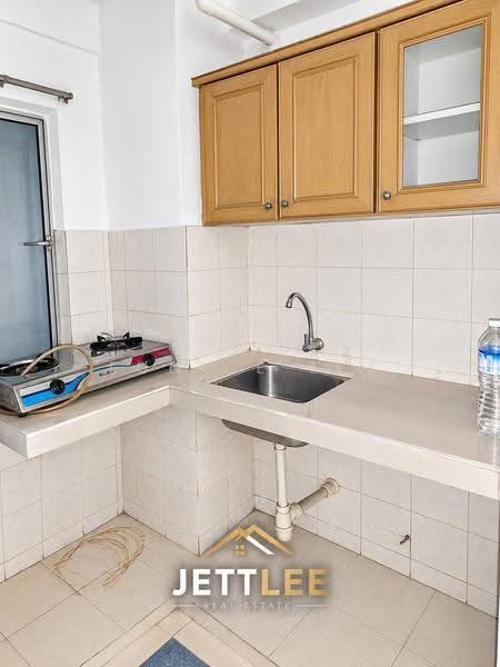 Kondominium untuk Dijual di Regency Condominium - Eunice Lim - Kitchen - PropertyGuru.com.my
