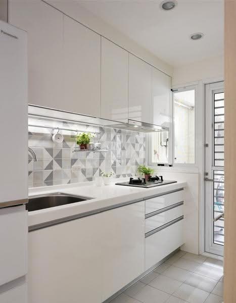 Kondominium untuk Dijual di KAIA Heights Equine - Venice Lim - Kitchen - PropertyGuru.com.my